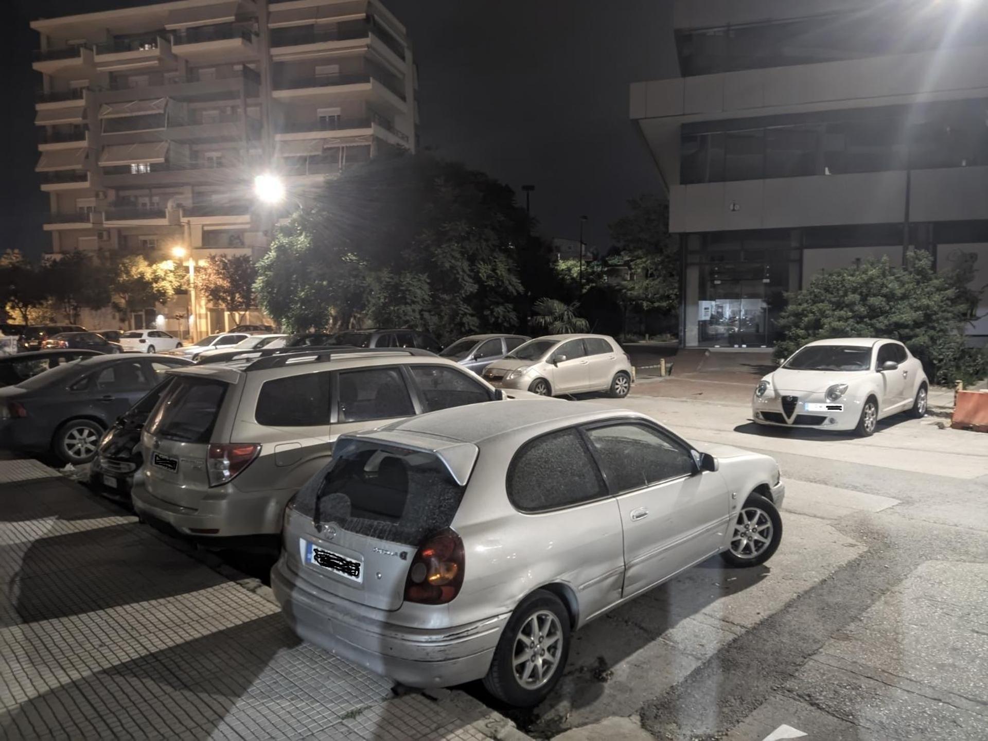 Cozy Apt! Friends & Family - Private Paid Parking เทสซาโลนิกิ ภายนอก รูปภาพ
